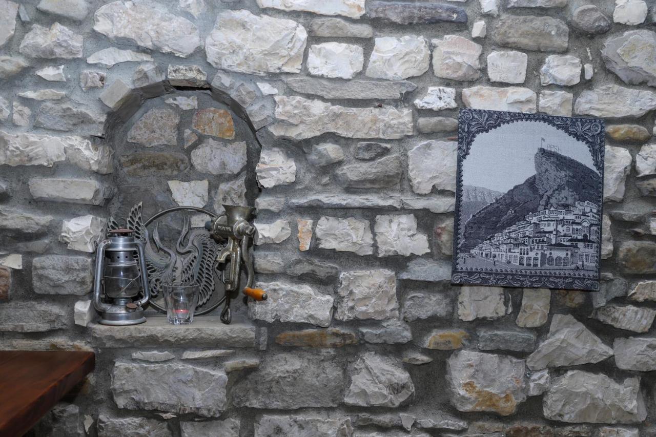 Hanna'S Hostel Berat Ngoại thất bức ảnh